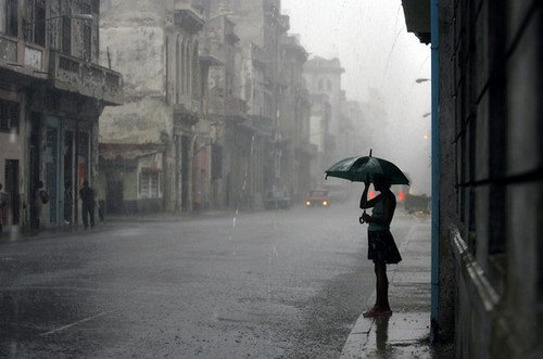 photography,girl,inspiration,grey,houses,shops-d911add7b8257898731245768a199150_h.jpg, 41 KB